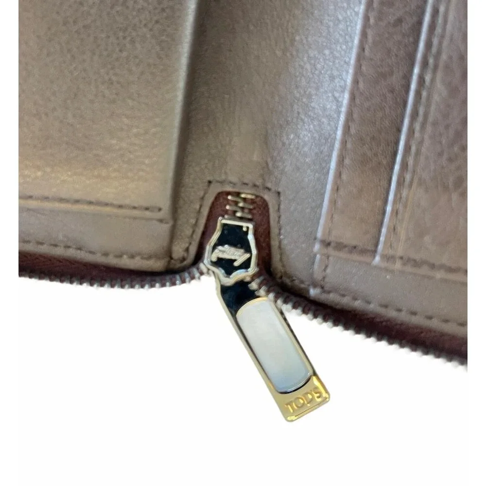 Tod's Italy Leather Zip‎ Around Race Wallet XAMMCLA1400TICS606